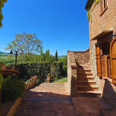 Agriturismo Borgo 7 Tigli - Apt 1 Montepulciano Stazione المظهر الخارجي الصورة