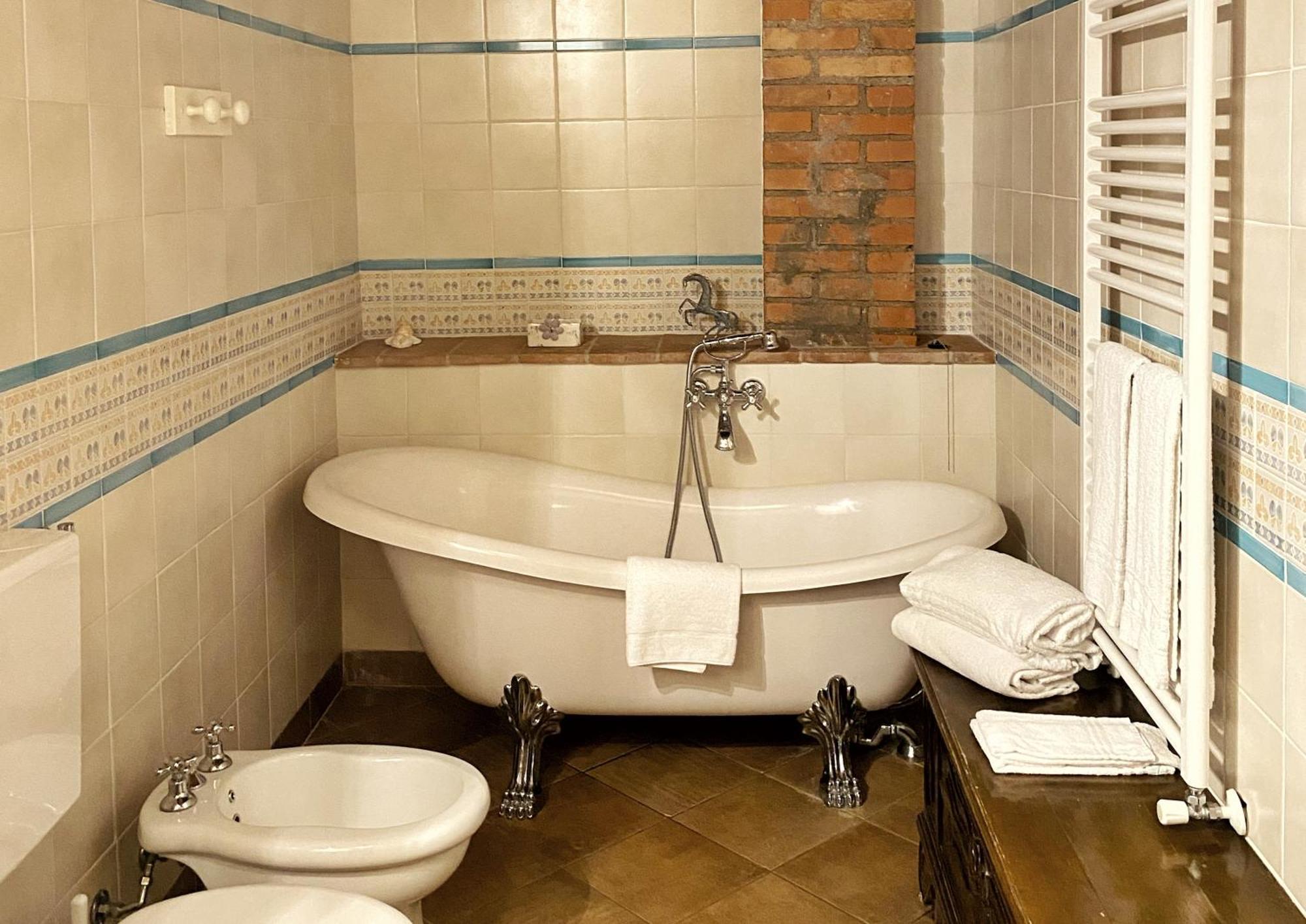 Agriturismo Borgo 7 Tigli - Apt 1 Montepulciano Stazione المظهر الخارجي الصورة